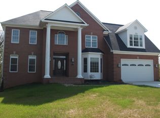 929 Utterback Store Rd, Great Falls, VA 22066