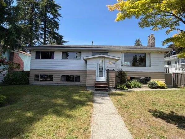 3371 Vincent St, Pt Coquitlam, BC V3B 3T5