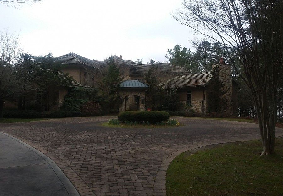 1st image of 188 White Horse Dr