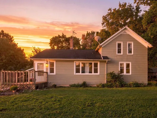 317 W 16th St, Auburn, IN 46706