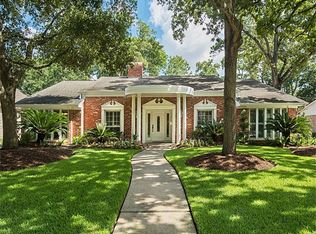 10302 Candlewood Dr, Houston, TX 77042