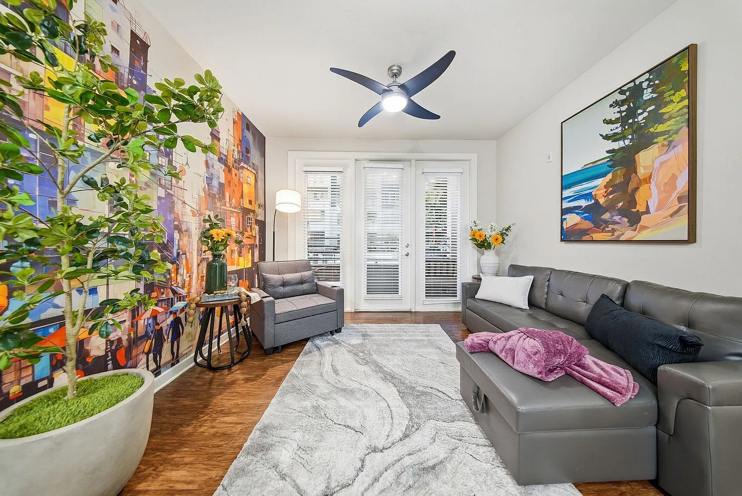 2 bed, 2.0 bath, 1097 sqft, $13,471 — Photo 3
