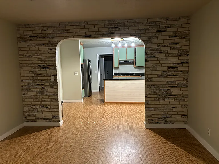 7 Lorraine St — Photo 12