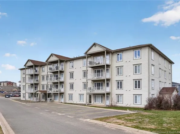 35 Lian St Unit 2, Fredericton, NB E3C 0A8