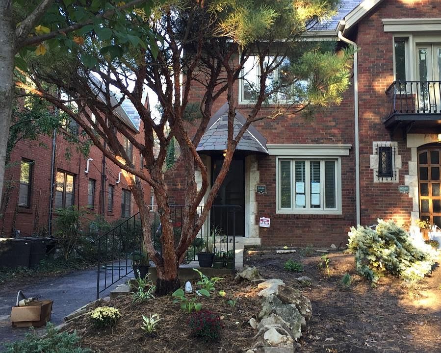 Location- location- UHills!!!!