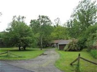 1379 King Rd, Cambridge, NY 12816