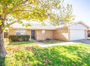 2111 77th Pl, Lubbock, TX 79423