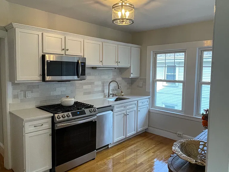 17 Laurel Rd #2 — Photo 6