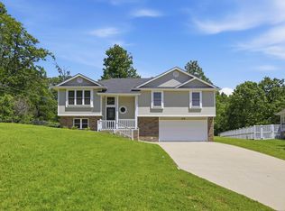 305 Sherri Ln, Carl Junction, MO 64834
