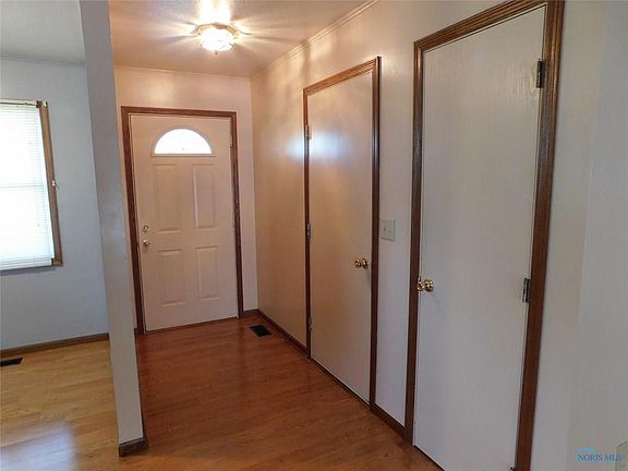 4th image of 8 Larkspur Pl