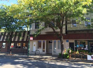 2967 N Lincoln Ave, Chicago, IL 60657