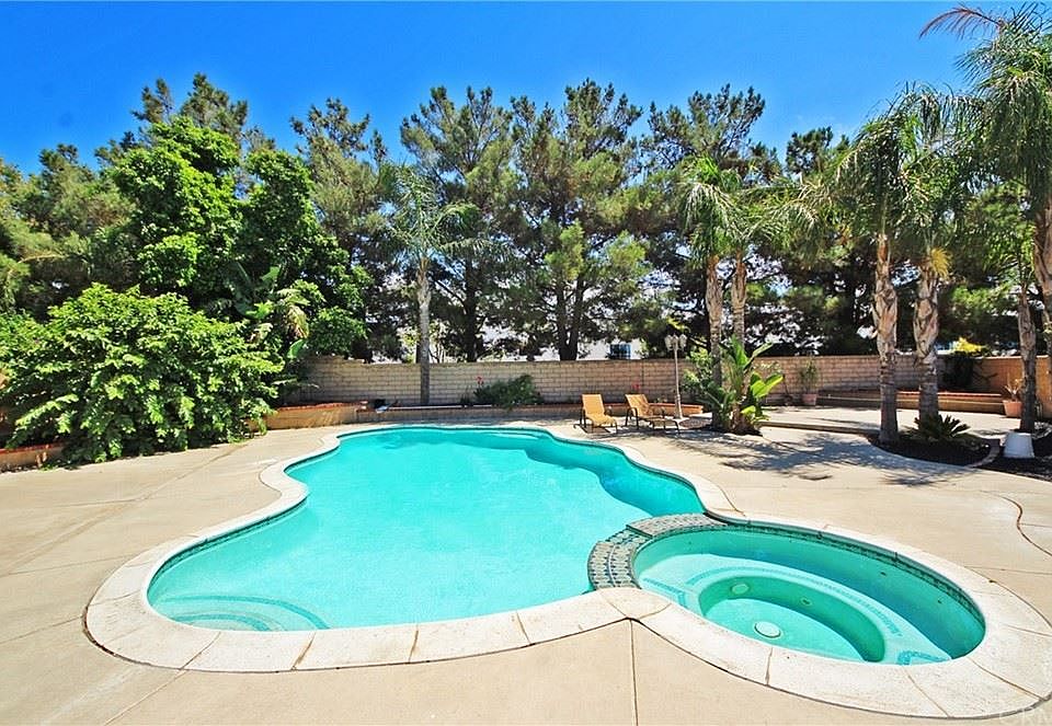 1st image of 5783 Bay Hill Ln