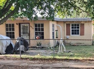 2215 NW 98th St, Miami, FL 33147