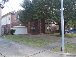 2423 Waterwood Dr, Sugar Land, TX 77479