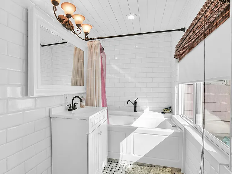 3218 Palm Dr — Photo 21
