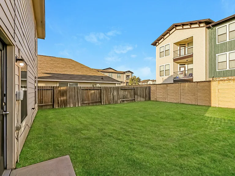 5534 Plantation Forest Dr — Photo 7