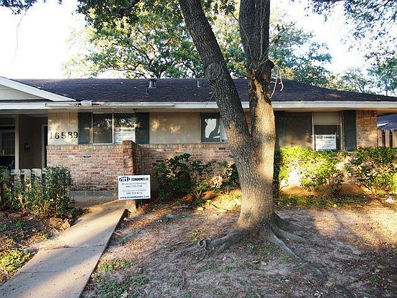 4th image of 16589 Buccaneer Ln