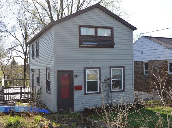 1717 Loftsgordon Ave, Madison, WI 53704