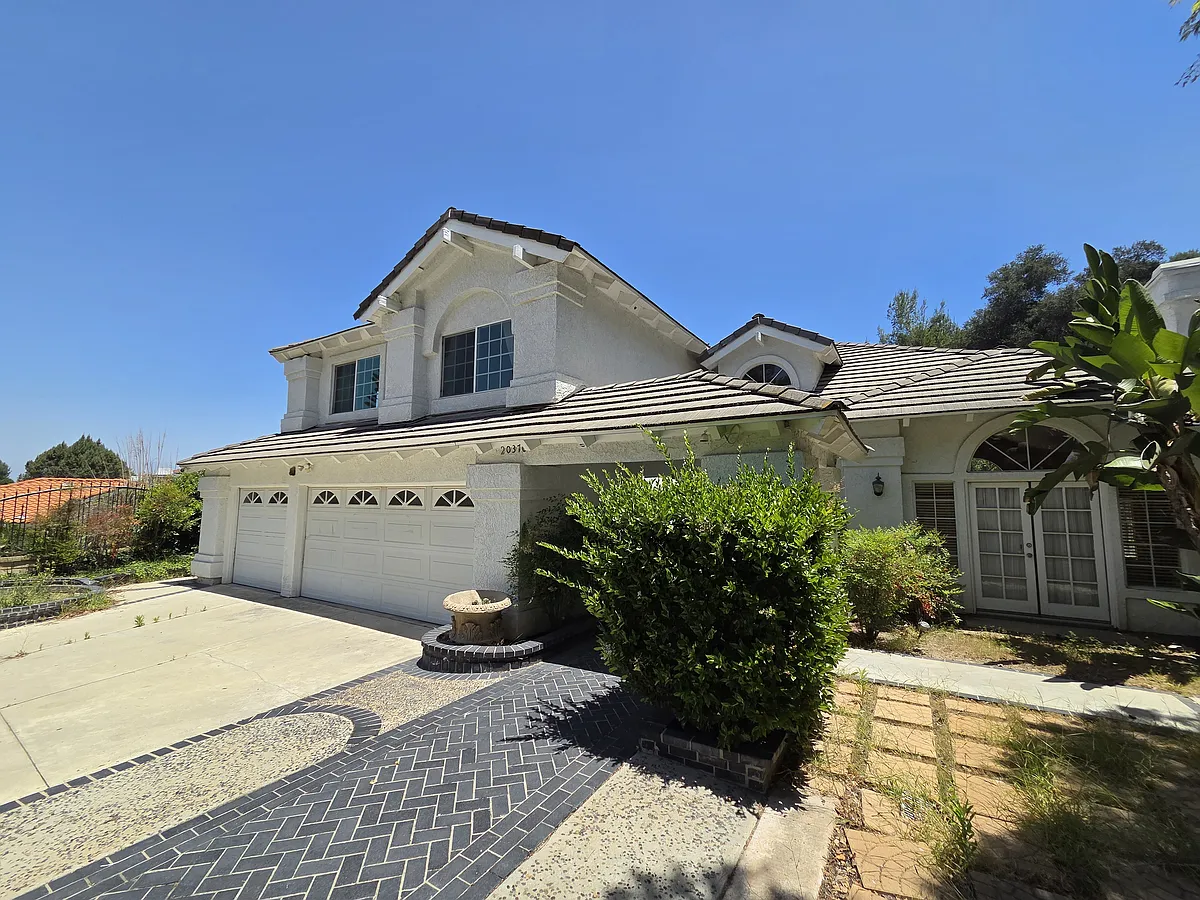 Building Photo - 20376 Bickford Dr