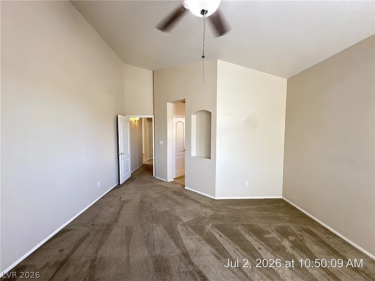 122 McLaren St — Photo 28