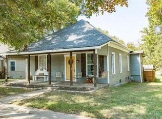 535 E Woodard St, Denison, TX 75021