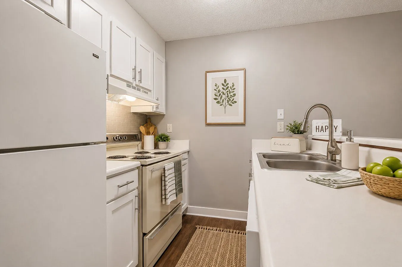 1022 West Apartment Homes — Photo 3