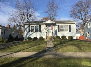 808 S Spring Rd, Elmhurst, IL 60126