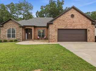 204 Forest Oak Dr, Jacksonville, AR 72076