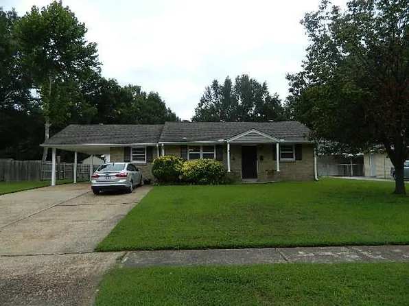 618 Highland Dr, West Memphis, AR 72301