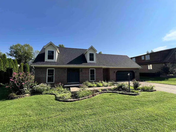 8366 Lancaster Dr, Newburgh, IN 47630