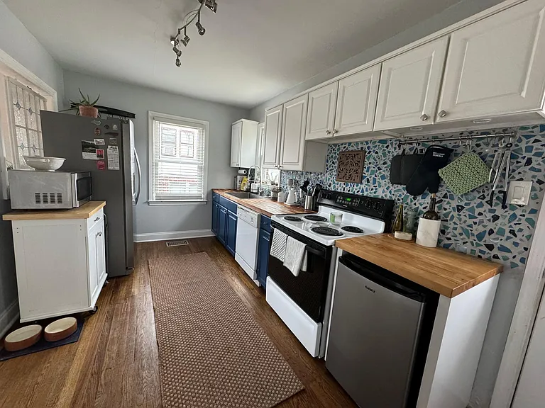 912 Hamilton Ave SW — Photo 16