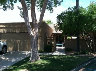 2226 E Flossmoor Ave, Mesa, AZ 85204