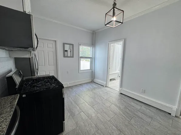 24 Pamrapo Avenue image 14 of 25