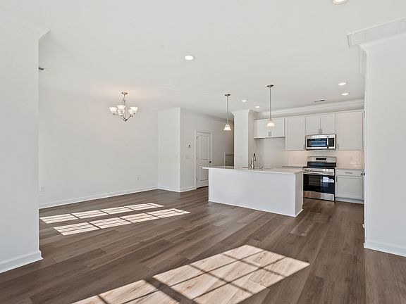 5th image of 4923 Apricot Way