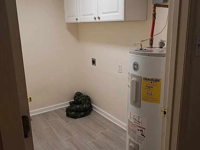 491 W Outer Dr — Photo 18