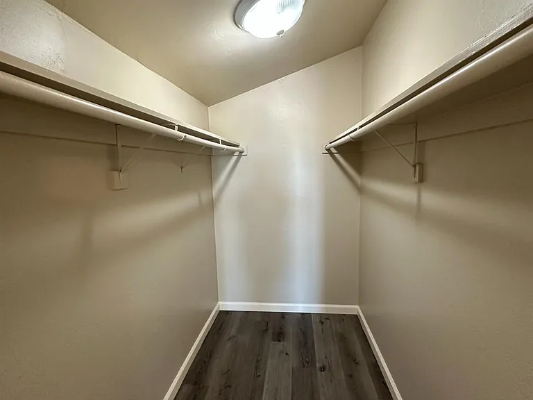 8529 S Chestnut Ave — Photo 13