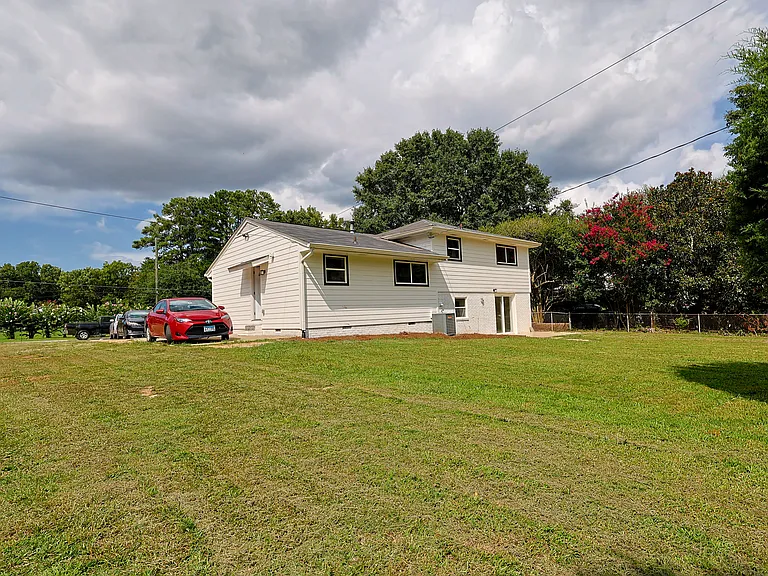 1295 Morrow Rd — Photo 48