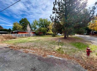 324 N Carmen St, Shoshone, ID 83352