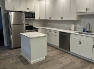 9 Henry St, Northampton, MA 01060