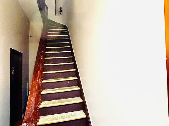 2nd image of 227 De Kalb Ave #4