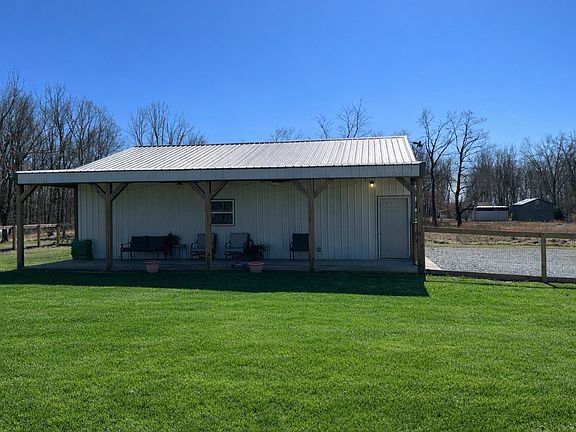 5th image of 1028 Mount Vernon Rd