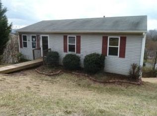 4914 Old Mountain Rd NE, Roanoke, VA 24019
