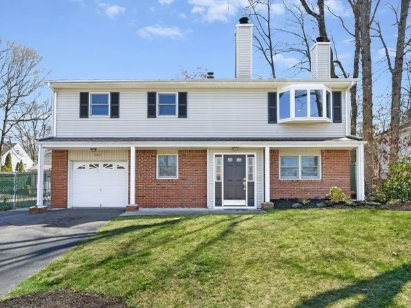 207 Knox Way, Hopatcong Boro, NJ 07843