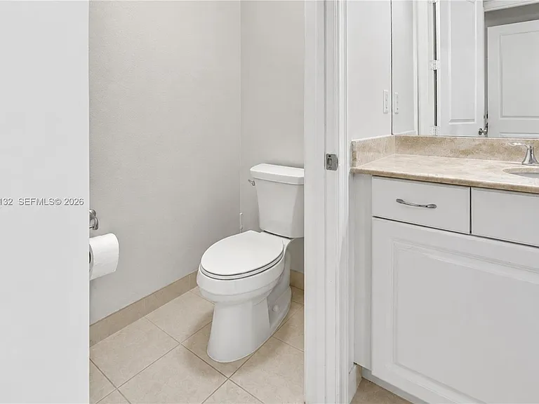 13005 Riverwalk Cir N — Photo 27