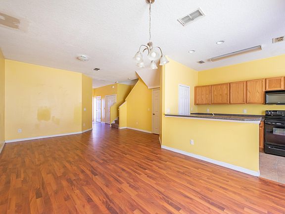 3rd image of 2440 Temple Grove Ln