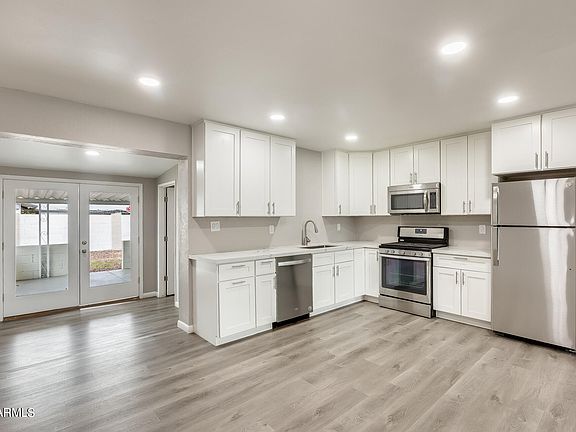 3rd image of 11451 N 21ST Drive