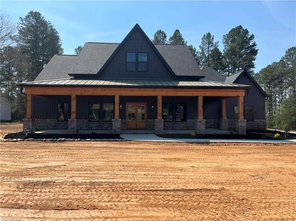 135 Mockwood Farms Ln, Lexington, NC 27295