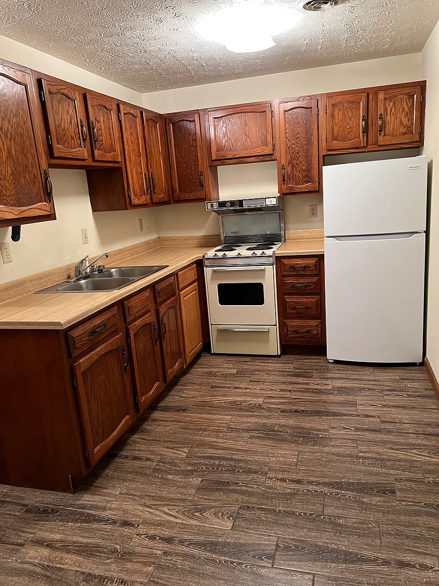 Building Photo - 3219 Delaware St #8