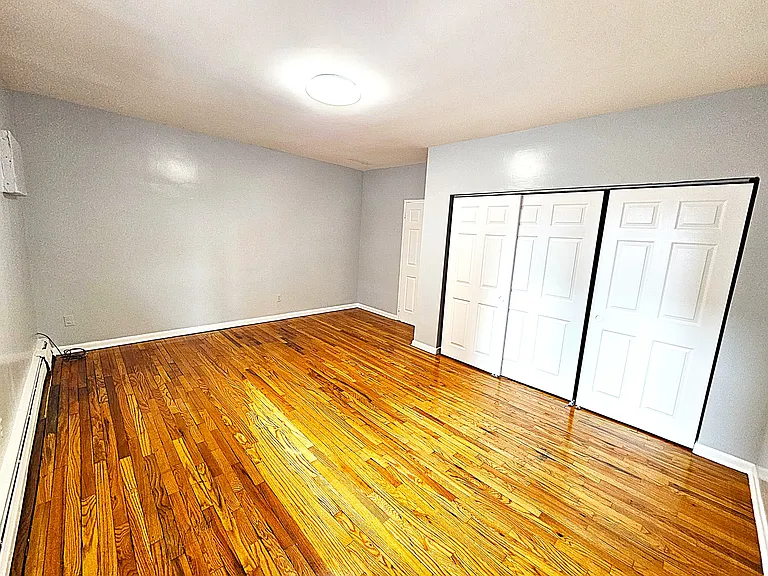 423 Lincoln Ave #2 — Photo 3