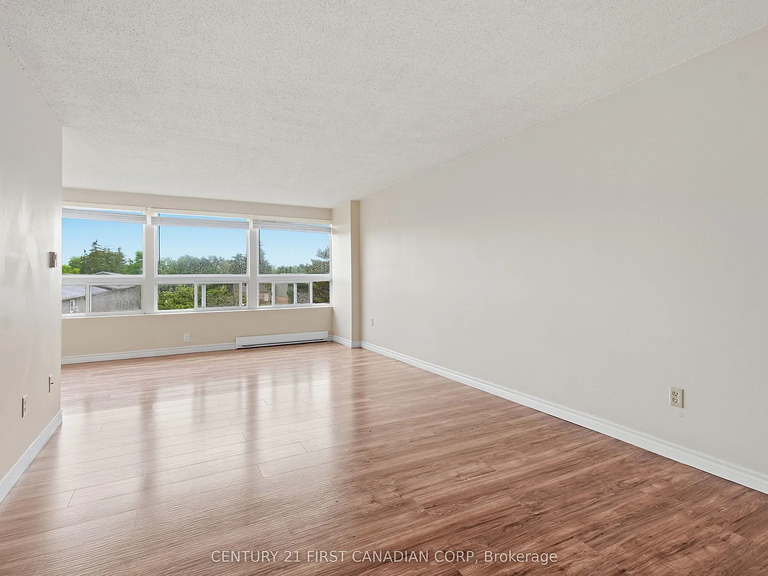 2 bed, $1,750 — Photo 4